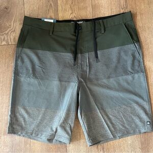 Micros Men's Hybrid Short Regular Fit 4-Way Stretch Fabric